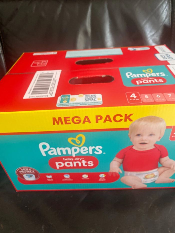 pieluchomajtki do pływania pampers splashers