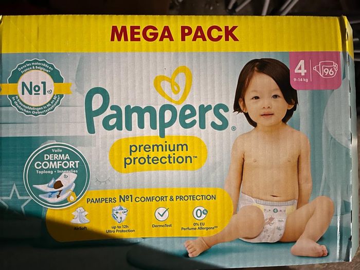 pampers 4 174 szt carrefour