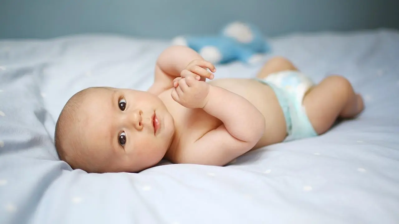 pampers premum kare piluchomajtki 5 piatki