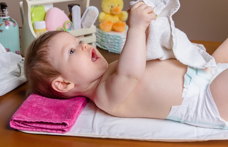 od kiedy pampers wprowadzil kreske na mokrą pieluche