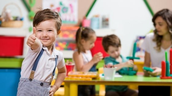 biedronka chusteczki nawilżane pampers