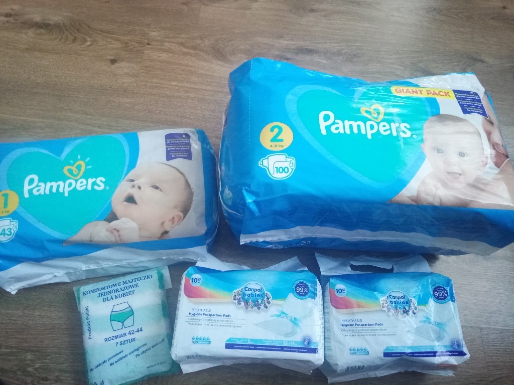 pampers odciska sie na pupie